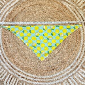 Lemon Print Bandana